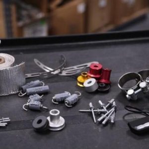 Pièce SAV YOSHIMURA – Vis à tête bouton à collerette longue 6 mm x 8 mm