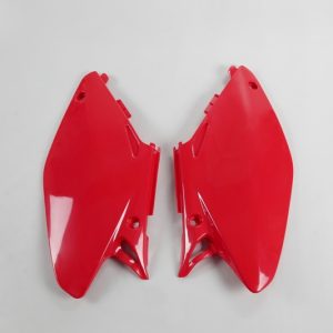 Plaques latérales UFO