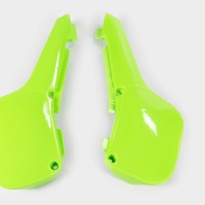 Plaques latérales UFO