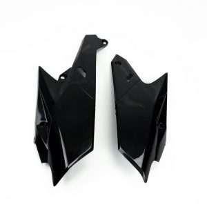 Plaques latérales UFO