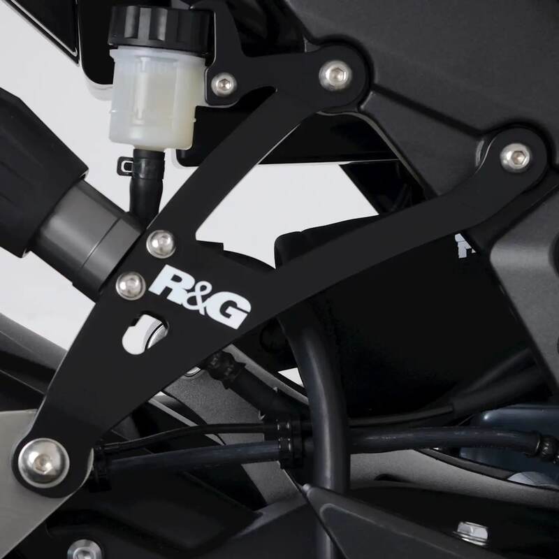 Kit de suspension d&rsquo;échappement et caches orifice repose pieds arrière R&G RACING