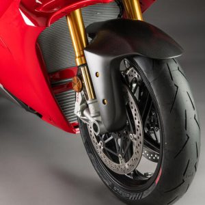 Garde-boue avant LIGHTECH carbone